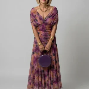 Vestido Éden – Fluidez com Decote