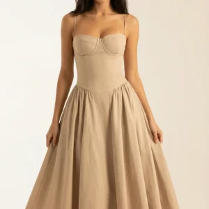 Vestido Midi Estruturado com Sutiã Embutido