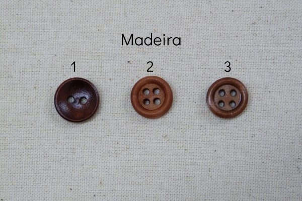 Botões de madeira